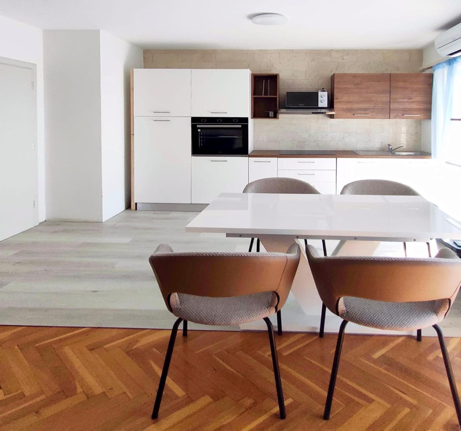 Skajla Apartments 梅杜林 外观 照片