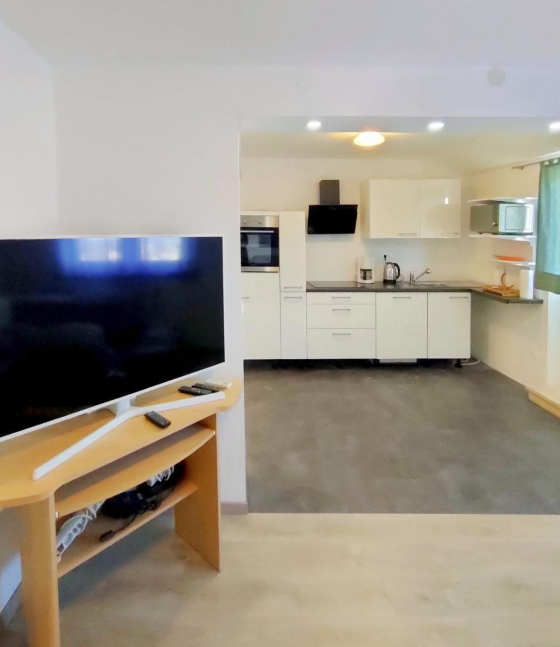 Skajla Apartments 梅杜林 外观 照片