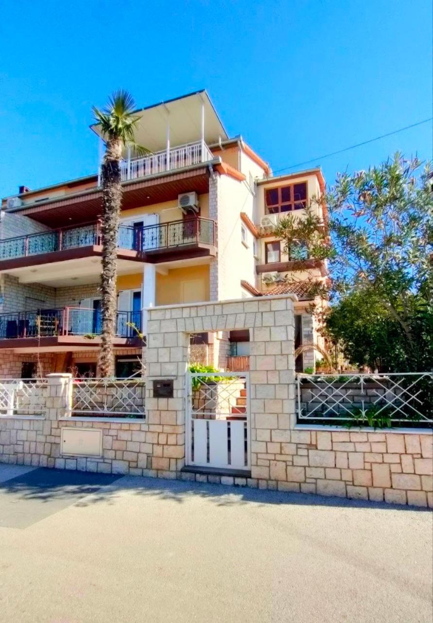 Skajla Apartments 梅杜林 外观 照片